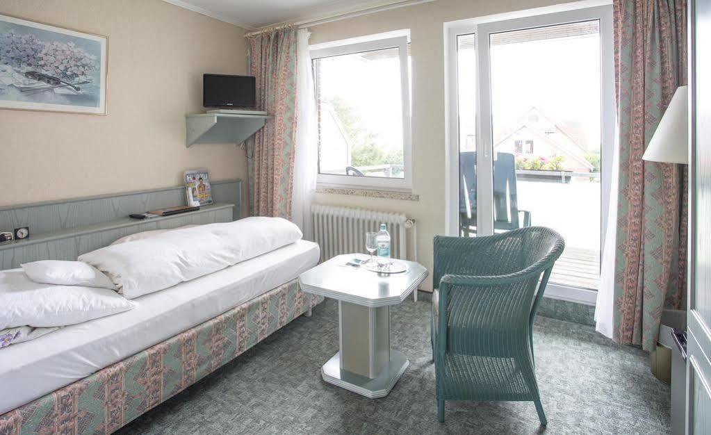 ג'וסט Nordseehotel Freese מראה חיצוני תמונה